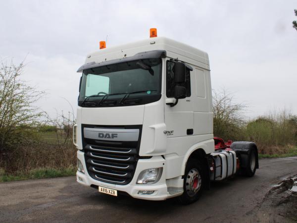 DAF XF 105 440